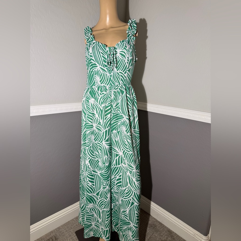 Japna Green and White Leaf Print Jumpsuit